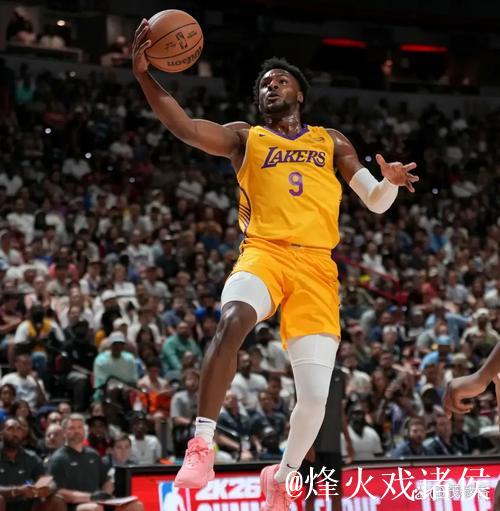 皮尔斯评湖人太阳比赛:最后四分钟是本赛季比赛智商最低的 皮尔斯评湖人太阳比赛:最后四分钟是本赛季比赛智商最低的