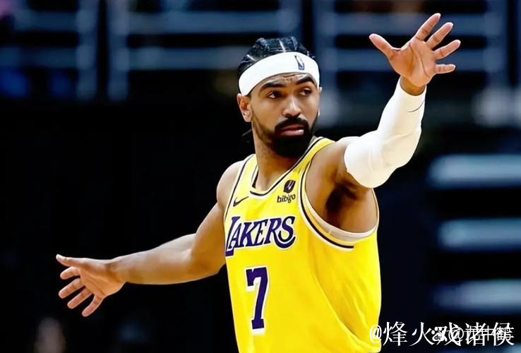 皮尔斯评湖人太阳比赛:最后四分钟是本赛季比赛智商最低的 皮尔斯评湖人太阳比赛:最后四分钟是本赛季比赛智商最低的